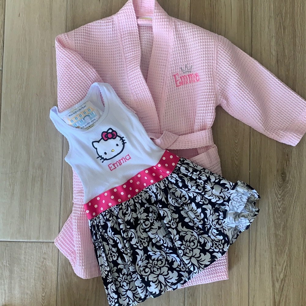 Bathrobe and bonus item